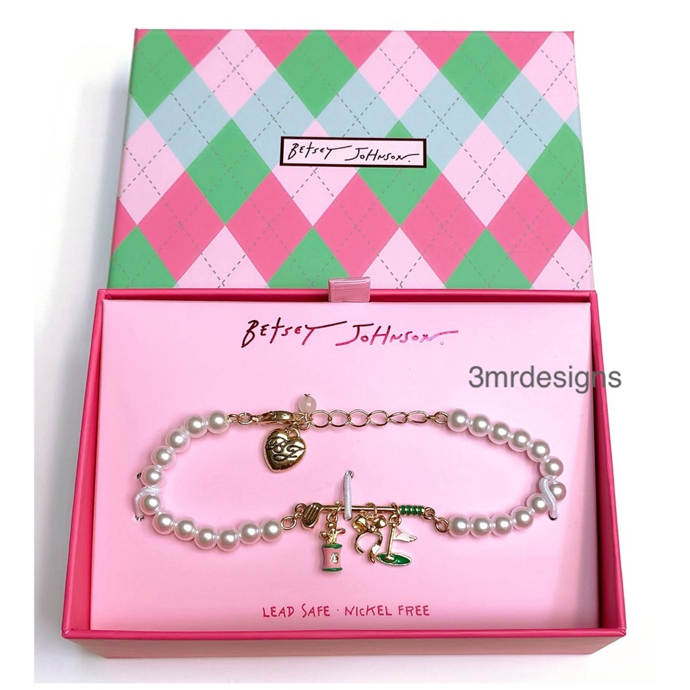 NWT Betsey Johnson 💋GOLF FRONTAL Gold Tone Glass Crystals/ Faux Pearl Bracelet - Picture 2 of 8